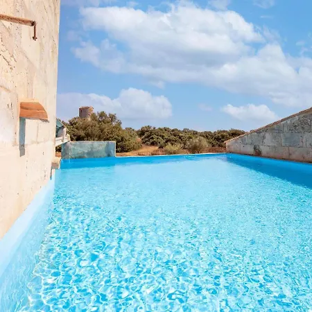 Stylish With Sauna, Storage, Balcony, Pool Casa de Férias Campos (Mallorca)